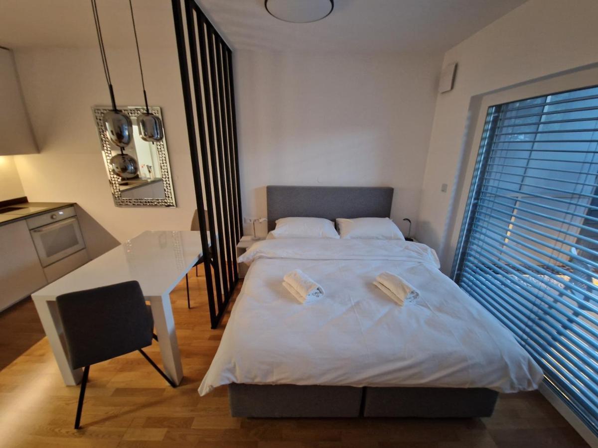 Bed & Breakfast Rezidenca Pipanova Ljubljana Kültér fotó