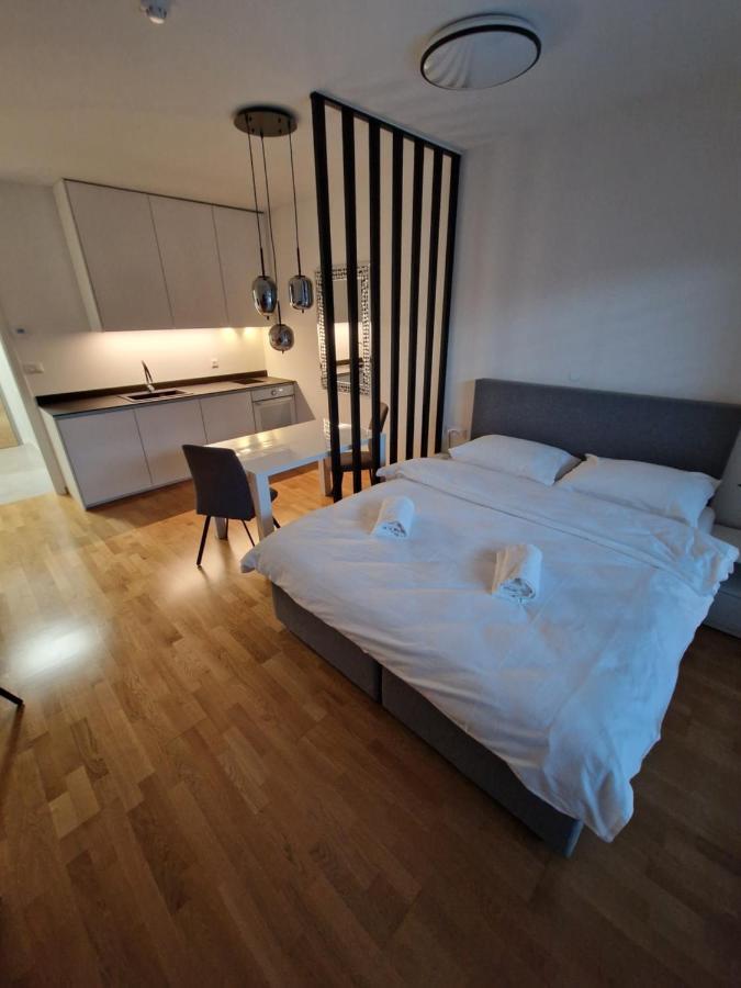 Bed & Breakfast Rezidenca Pipanova Ljubljana Kültér fotó